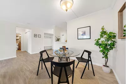 9 Hawthorne Pl #7H, Boston, MA 02114 - Photo 5