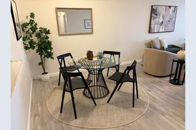 9 Hawthorne Pl #7H, Boston, MA 02114 - Photo 5