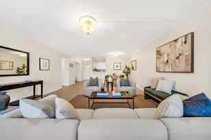 9 Hawthorne Pl, Boston, MA 02114 - Photo 9