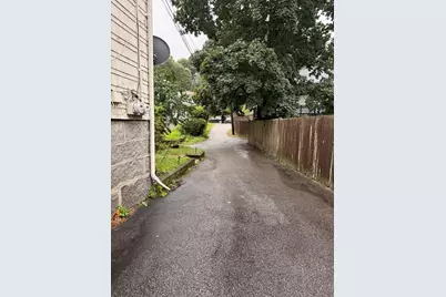 140 Centre St #1, Quincy, MA 02169 - Photo 11