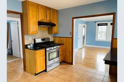 140 Centre St #1, Quincy, MA 02169 - Photo 3