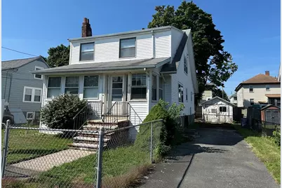 131 Farrington St, Quincy, MA 02170 - Photo 1