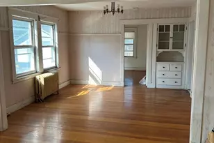 131 Farrington St, Quincy, MA 02170 - Photo 9
