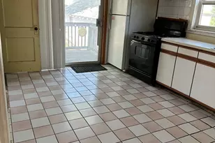 131 Farrington St, Quincy, MA 02170 - Photo 13