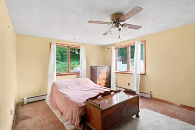 277 Lincoln Ave, Saugus, MA 01906 - Photo 15