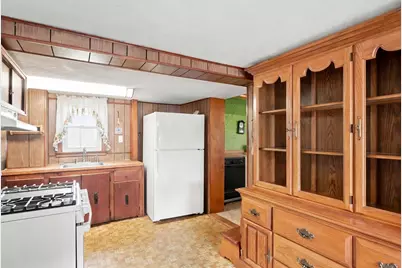 277 Lincoln Ave, Saugus, MA 01906 - Photo 13