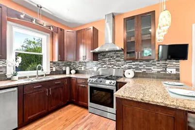 223 Webster St, Malden, MA 02148 - Photo 5