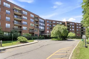 210 Nahanton St, Newton, MA 02459 - Photo 27
