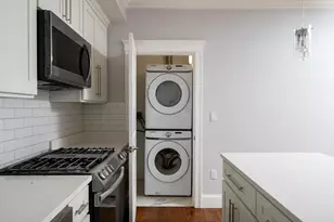 102 Neponset Ave, Boston, MA 02122 - Photo 7