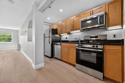 1600 Beacon St #904, Brookline, MA 02446 - Photo 3