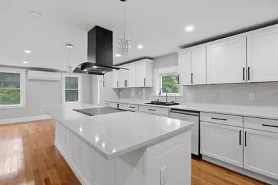 33 Milford St, Upton, MA 01568 - Photo 3