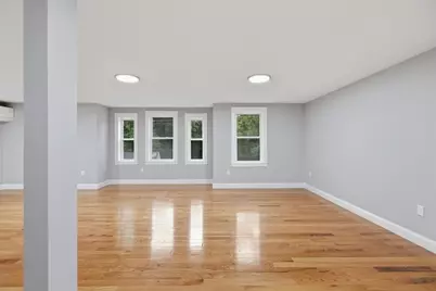 33 Milford St, Upton, MA 01568 - Photo 11