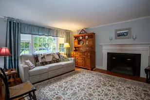 72 Eustis Ave, Wakefield, MA 01880 - Photo 5