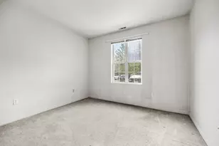 21 Hampshire Rd, Methuen, MA 01844 - Photo 23