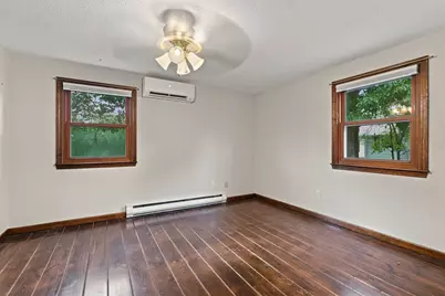 19 Pembroke St, Marlborough, MA 01752 - Photo 13