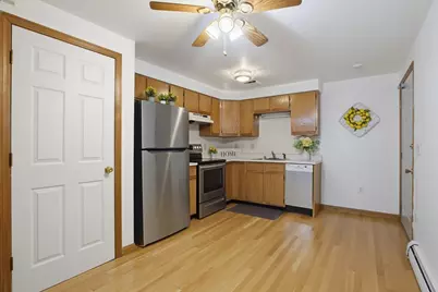 45 Cross St #21, Medford, MA 02155 - Photo 5