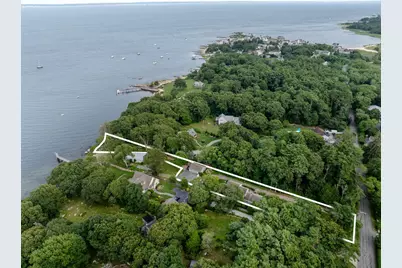 94 Aucoot Rd, Mattapoisett, MA 02739 - Photo 1