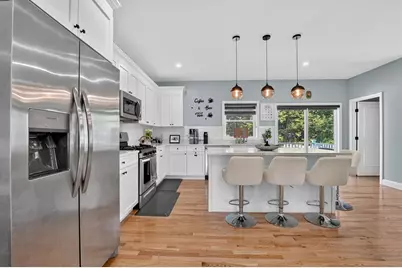 4 Jackson Rd #4, Chelmsford, MA 01863 - Photo 5