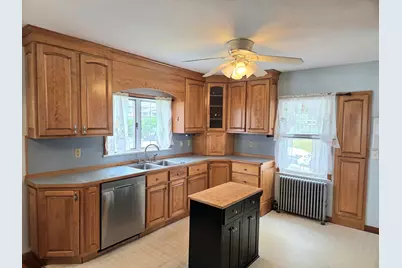110 Barthel Ave, Gardner, MA 01440 - Photo 7