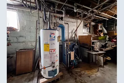 124 Clara St, New Bedford, MA 02744 - Photo 9