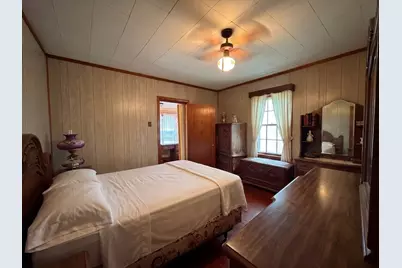 124 Clara St, New Bedford, MA 02744 - Photo 5