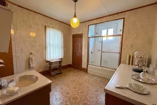 124 Clara St, New Bedford, MA 02744 - Photo 7
