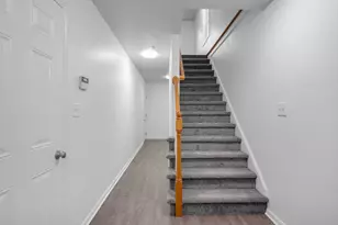 688 Gorham St, Lowell, MA 01852 - Photo 31