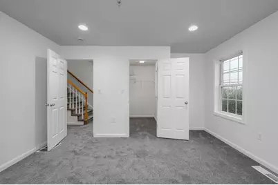 688 Gorham Street #688, Lowell, MA 01852 - Photo 21