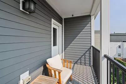 201 W 8th St #3A, Boston, MA 02127 - Photo 25