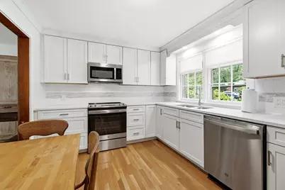 18 Red Gate Ln, Amherst, MA 01002 - Photo 3