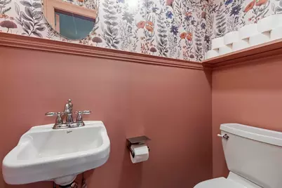 350 Union St, Leominster, MA 01453 - Photo 9