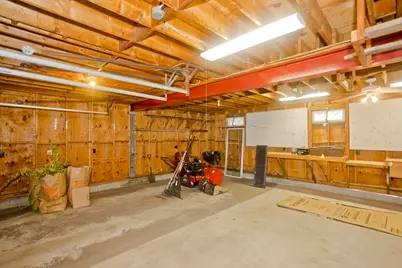 84 Bourbeau St, Chicopee, MA 01020 - Photo 15