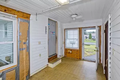 84 Bourbeau St, Chicopee, MA 01020 - Photo 3