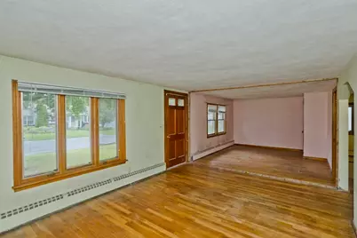 84 Bourbeau St, Chicopee, MA 01020 - Photo 9