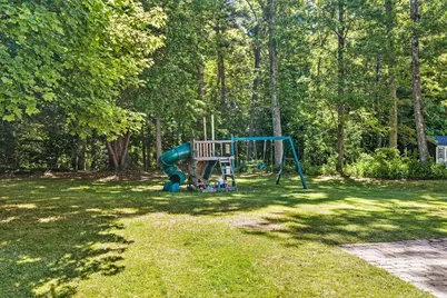 779 Oxford St  S, Auburn, MA 01501 - Photo 23