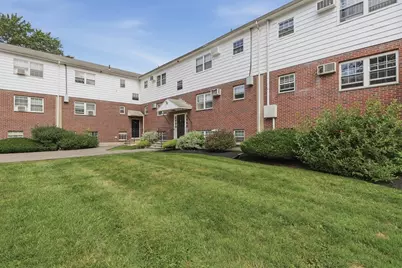 6 Venice Street #C2, Danvers, MA 01923 - Photo 3