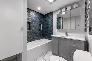 384 Adams St, Boston, MA 02122 - Photo 13
