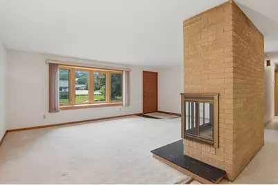 52 Thornton Road, Worcester, MA 01606 - Photo 3