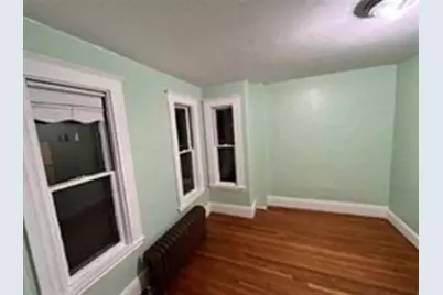 129 Madison Ave #1, Arlington, MA 02474 - Photo 3