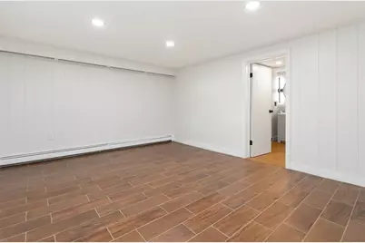 29 Clinton Ave, Saugus, MA 01906 - Photo 33
