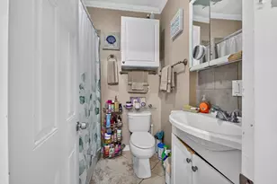 5 Diamond St, Worcester, MA 01610 - Photo 9