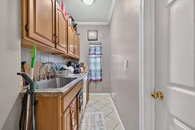 5 Diamond St, Worcester, MA 01610 - Photo 13