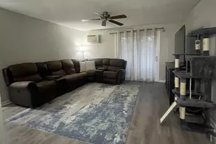 129 Quaker Hwy, Uxbridge, MA 01569 - Photo 5