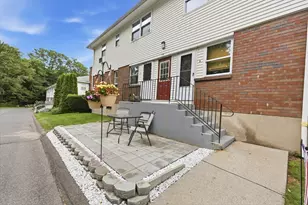 119 Colonial Cir, Chicopee, MA 01020 - Photo 23