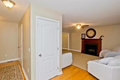 38 White Ave, East Longmeadow, MA 01028 - Photo 7