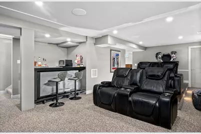 637 Gifford St #15B, Falmouth, MA 02540 - Photo 19