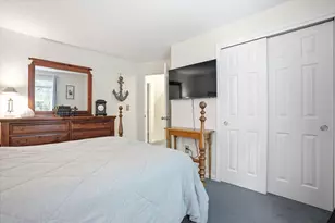 35 Beech Hill Ave, Manchester, NH 03103 - Photo 17