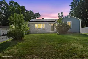 5 5th Ave, Dudley, MA 01571 - Photo 1