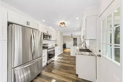 5 5th Ave, Dudley, MA 01571 - Photo 19