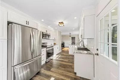 5 5th Ave, Dudley, MA 01571 - Photo 19